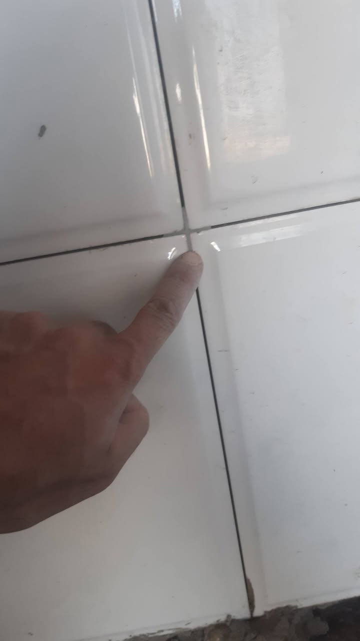 سلام عليكم جزء من عمل كادر متفرغ سراميك سعر مناسب ***********
