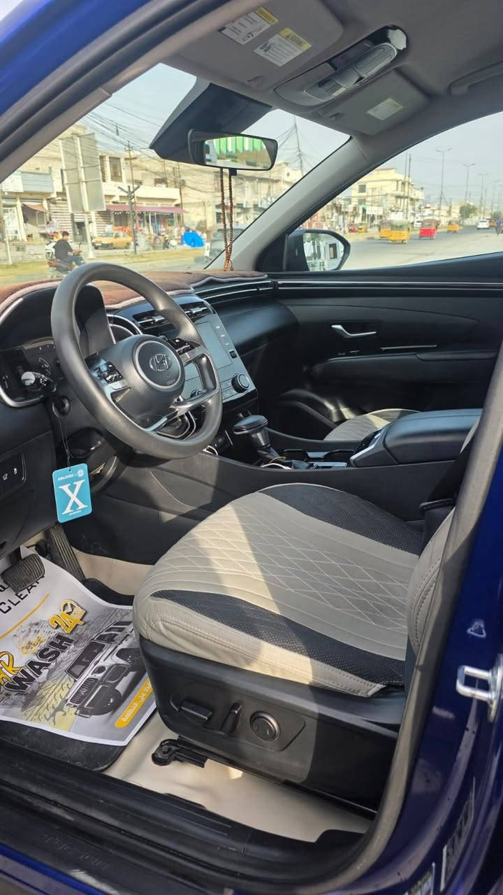 سلام عليكم من رخصت مدير الكروب توسان 2023 حادث دعاميه اماميه موصافات عاديه
ماشه 30 مكان السياره بغداد حيور رقم بغداد تحويل كبل رقم الهاتف ***********
