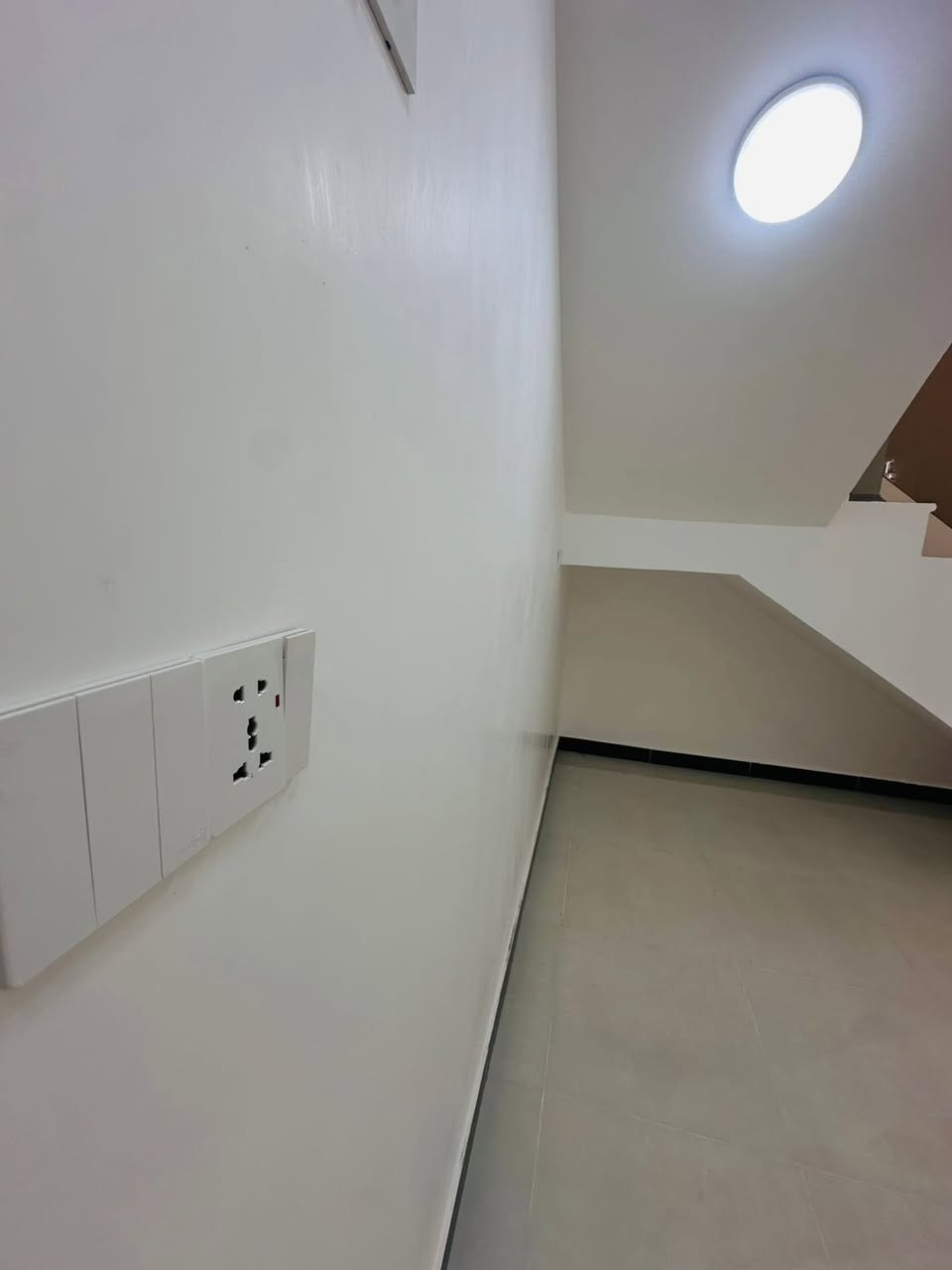 داران  للبيع  مساحة كل دار100م طابق واحد زراعي بناء درجة اولى أرضيات بورسلين خدمات كاملة تبليط صب ماء كهرباء 
كونكريت طابوك نهروان
موقع :دار خلف سكله الكرعاوي 
شارع 15م
سعر :53 
 الدار مشمول في تطويب

اللاستفسار :***********
