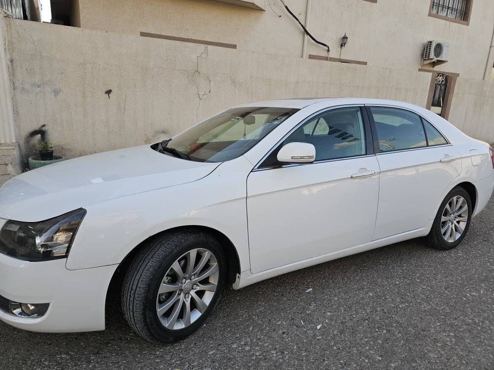 ام كراند موديل 2013 فوول 
فقط بونيد رش بدون ضربه بدون هلالات كير مكينه كامري 2400بلشرط  سياره بأسمي شرط التحويل وكاله *********** 
السعر .75 بي مجال قليل كركوك, العراق
