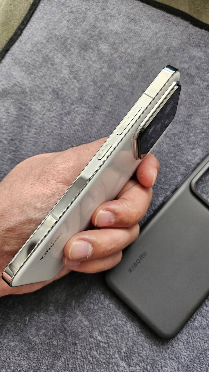 جهاز Xiaomi 14 نظيف جدا جدا نسخة عالمية ذاكرة 512/12 معالج سناب دراگون 8 جين 3 دبل سيم + سيم الكتروني الجهاز بدون ملحقات فقط كفر اصلي مع الجهاز .. السعر 600 مكاني بغداد جانب الكرخ


**إذا كنت صاحب هذا الإعلان وتريد حذفه لأي سبب، رجاءا أرسل رسالة إلى الدعم الفني**