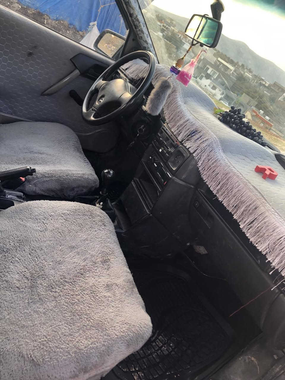 ئۆپل مەکینە ٢٠ گیر عادیەسەنەوی گیرو مەکینەی بەشەرت زۆر پاکە سەیارەکە هەیکەلی زۆر جوانە موسو براوە بەشەرت مالی کەس نەبیت سعری 20$گەلاو مەعامەلە شوین سلیمانی😁
*********** السليمانية, العراق
