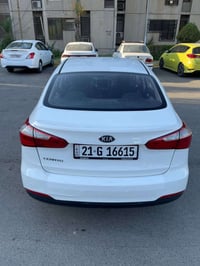 كيا سيراتو 2014 خليجي ماشيه  140 الف  مواصفات عادي سياره مبوشله وعليه ...