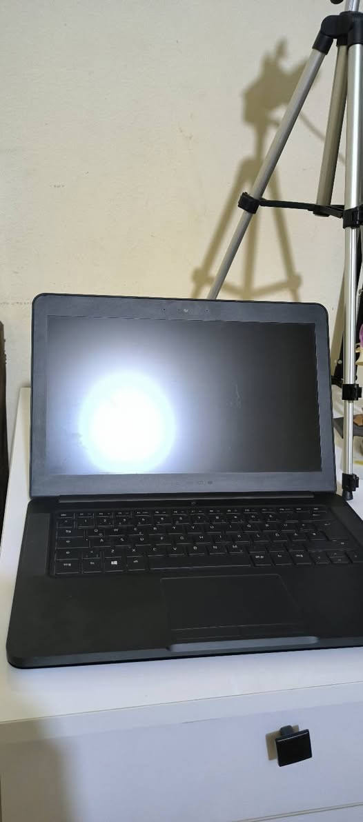 سلام عليكم لابتوب ريزر i7 جيل سابع لابتوب مال صديقي جان يلعب بي و اموره حلوه بس تركه فتره من ؤجع يشغله ما تشتغل شكد يسوه بي هاردm.2 1T


**إذا كنت صاحب هذا الإعلان وتريد حذفه لأي سبب، رجاءا أرسل رسالة إلى الدعم الفني**