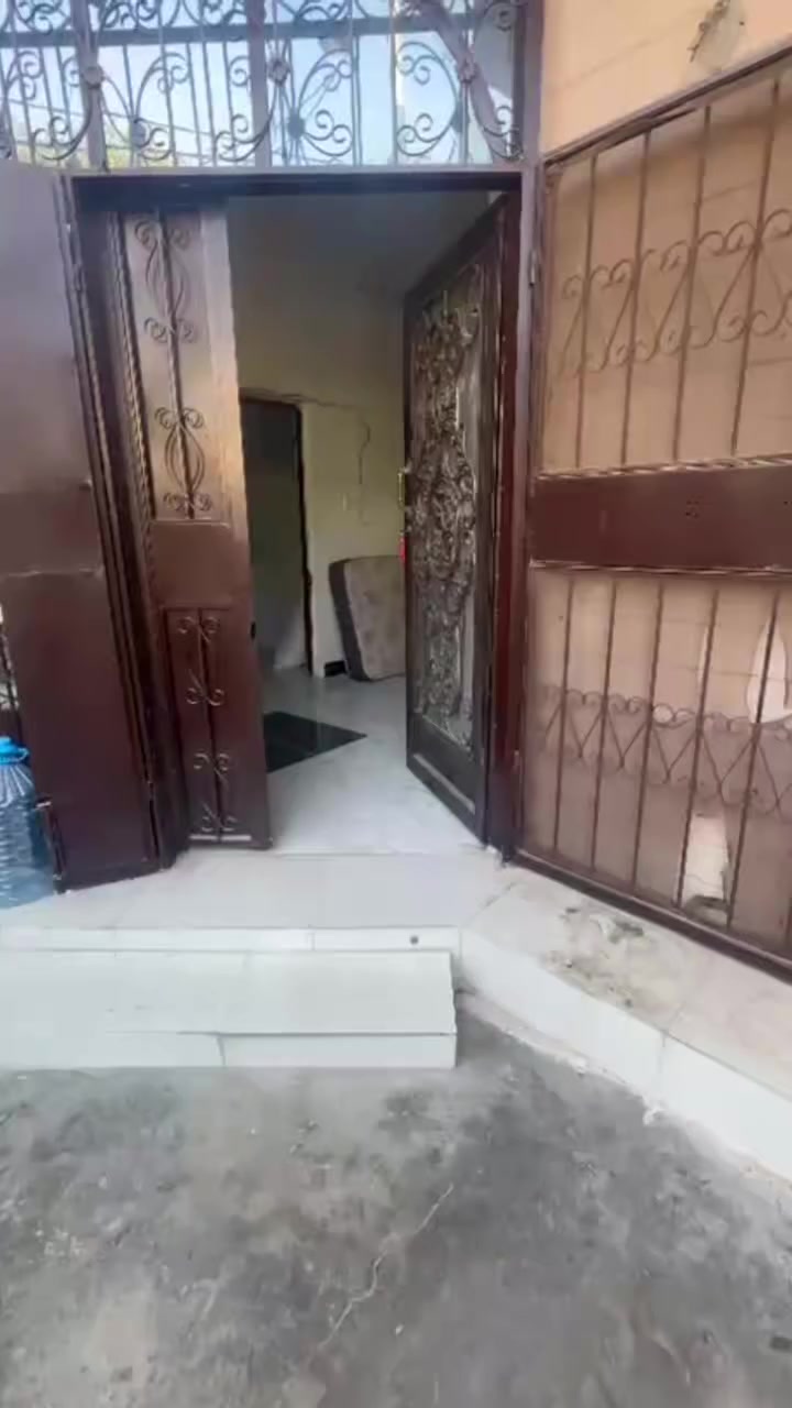 طابق ارضي للايجار
في طريق بغداد قرب بوليفارد يحتوي ع كراج استقبال مطبخ مجمع صحيات والطابق الثاني غرفه نوم الايجار 350 
***********
