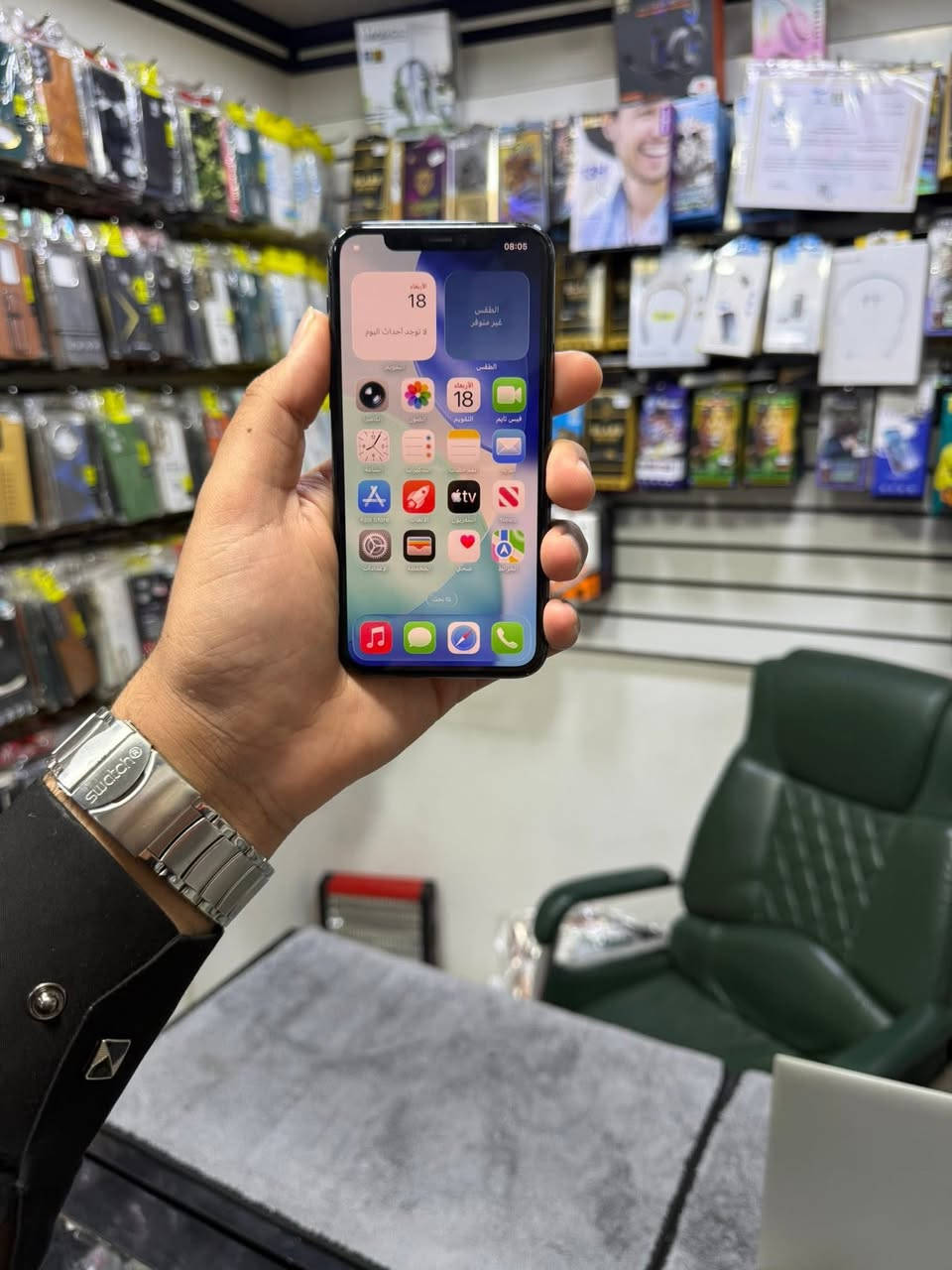 للبيع فقط
11 برو فقط 

جهاز نظيف وشرط ما مفتوح وحاسبة نورمال بدون غراض 

ذاكرة 256 

بطارية 95‎%‎

تك سيم 

نموذج M

شراي تعال خاص او اتصل 

***********

***********

سعرو 325
