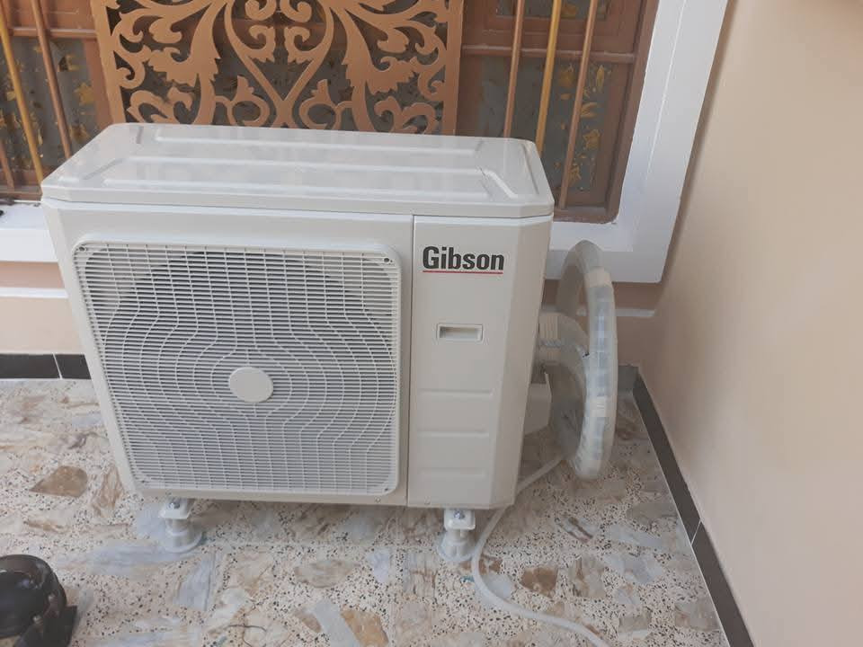 تنصيب وصيانة وتنظيف السبالت
ورشة شفيق الهندسية المتنقلة 

***********
