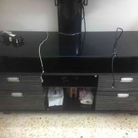 ميز تلفزيون بلازما جديد سعر ٢٥ الف ٠٧٧٠٧٥١٦٦٤٤
