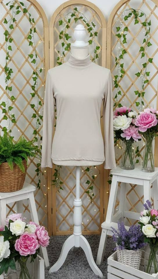 ❄️ هاينك صيفي بارد
​القماش: ليكرا درجة أولى (بارد جداً).
​القياسات: 38، 40، 42، 44، 46.
​التوصيل: متاح لكافة المحافظات 🚚.
​للحجز، راسلنا خاص 📩 بغداد, العراق


**إذا كنت صاحب هذا الإعلان وتريد حذفه لأي سبب، رجاءا أرسل رسالة إلى الدعم الفني**