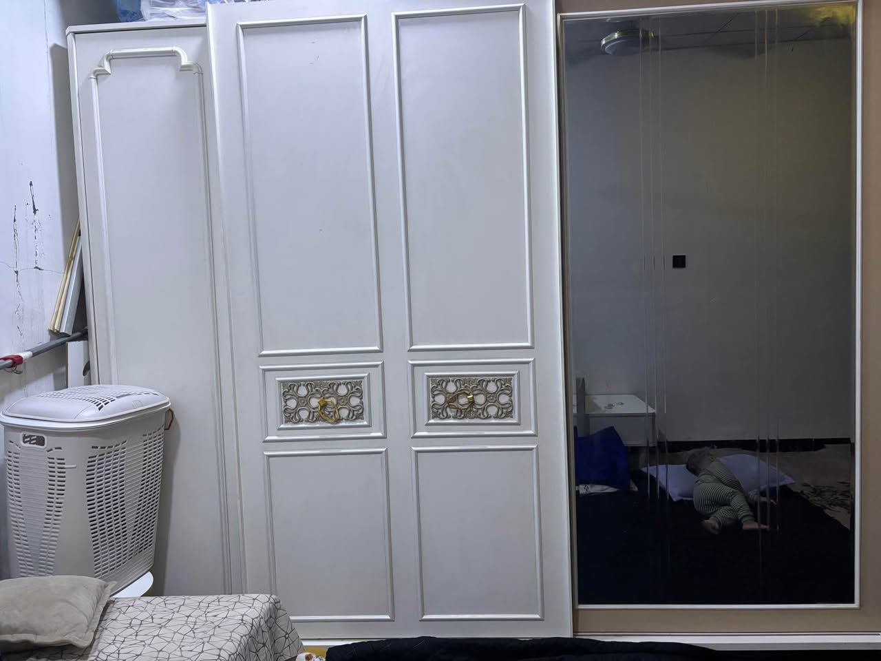 غرفه للبيع تركيه ثكيله ونضيفه  سعر 600وبيها مجال للشراي مكان كربلاء اتصال ع رقم  *********** كربلاء, العراق
