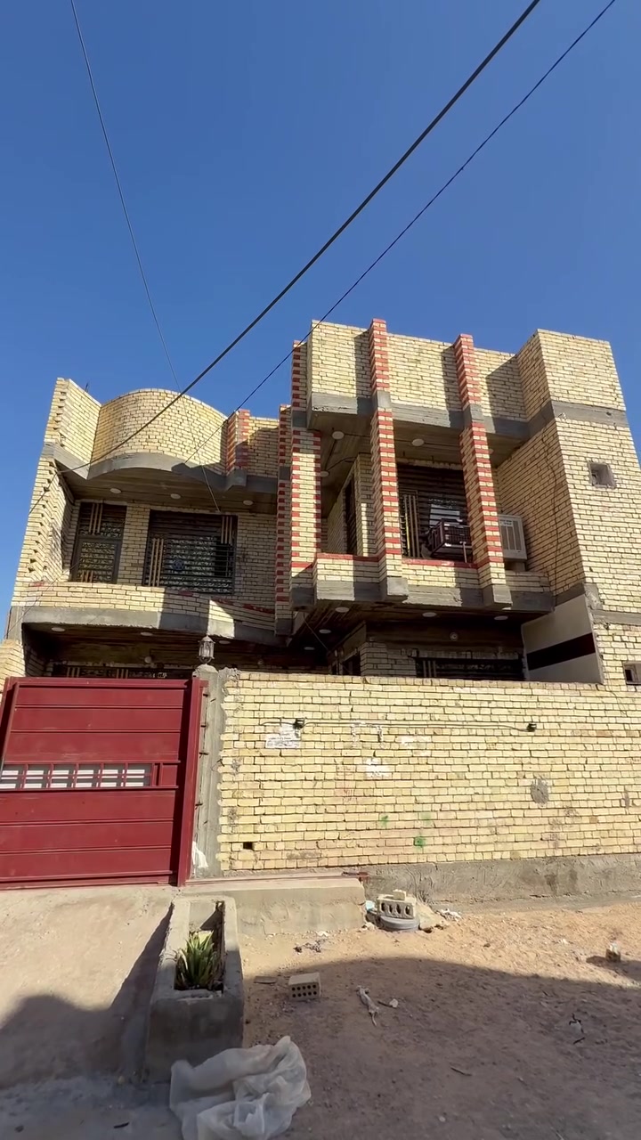 رهن بيت بالساهرون مساحة 200 متر طابقين مدة الرهن سنه 30 مليون يتكون من ست غرف نوم للاستفسار اتصال فقط 
***********
***********
