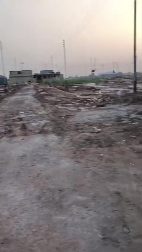 سلام عليكم بيت قاطين مساحه 125حي الجوادين قرب المحكمه الجديده قضاء الميمونة اتصال على رقم ***********
