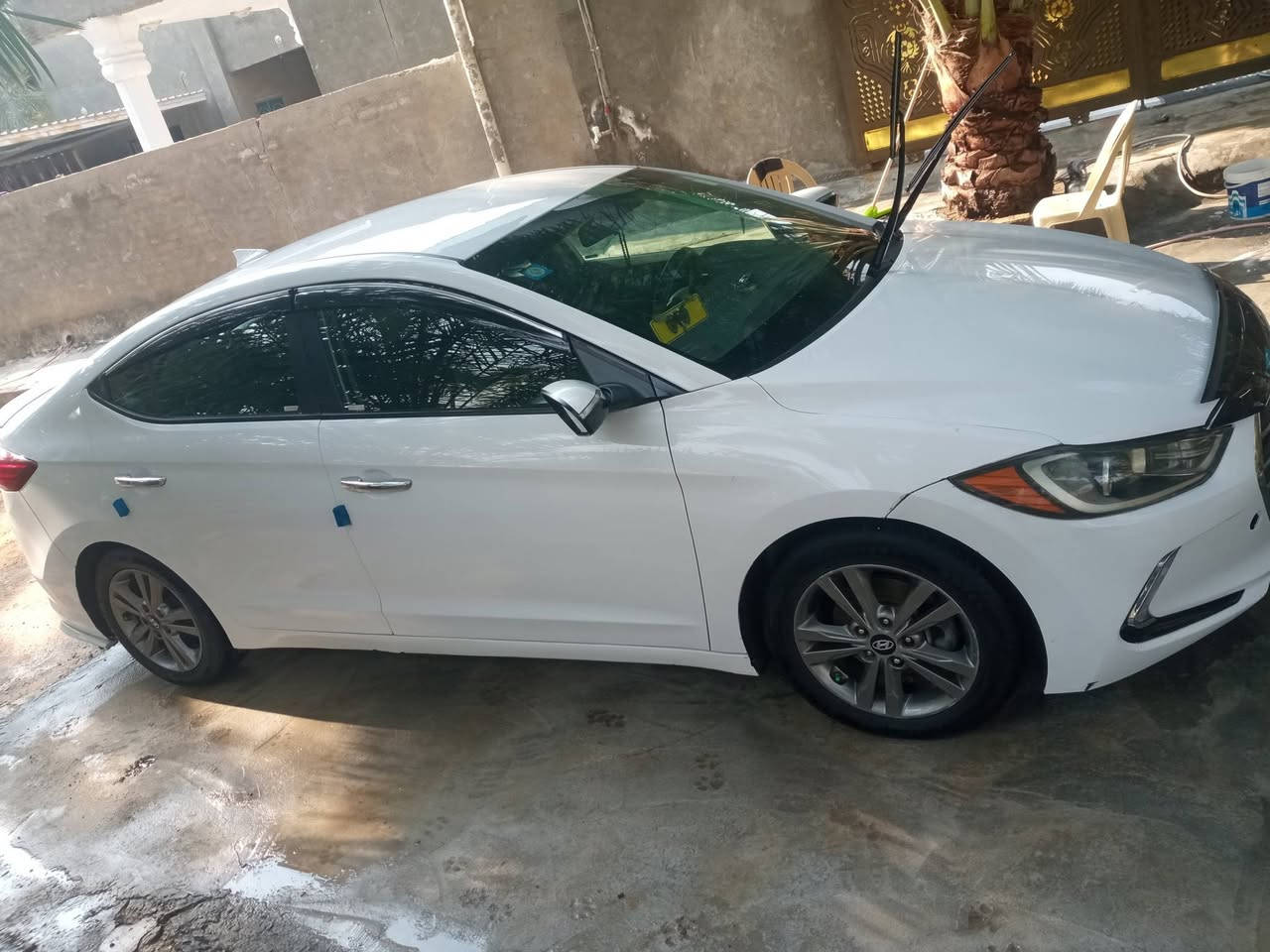 السلام عليكم النتره 2017 امريكي حادثه خشم البنيد وشويه بل لغد بدون ارباك رقم بغداد بسمي  مكانها بابل رادار جانبي وخلي شاشه وكامره بلاد تحكم جهتين اشاير بل مري لد انامي تدفه بل كشنات منظومت زنون عالي ناصي منظومت تبريد جديده السياره ما ناقصها شي  السياره جاهزه ما بيها نقص بيع او مراوس *********** ملاحظه ناشر سونار وفيديو لحد يسالني شبيها
