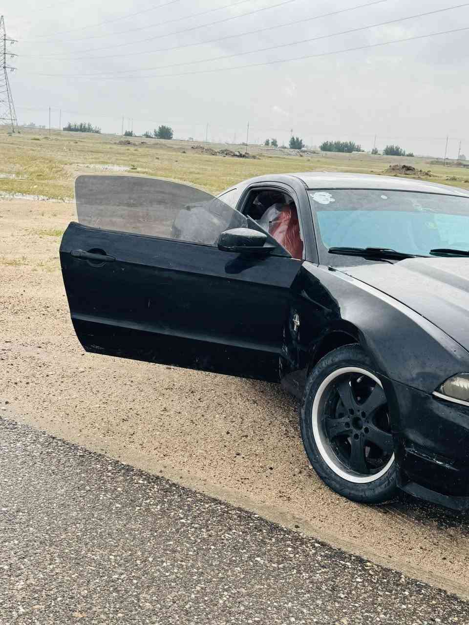 ‏سلام عليكم صطنج 2012 سيارة حلوة وجديدة تبريد تاير حدادة السيارة أريد أبيعها لو ما محتاج ما أبيعها وبيع مستعجل الشرا خلي يتصل علي***********
