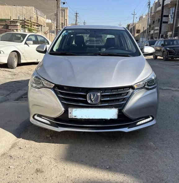 السلام عليكم للبيع شانجان L7  موديل 2023  رقم بغداد  انكليزي  سنويه جديده وبيها هزه سياره كلين  جاهزه من كلشي مكفوله ماشيه 40 الف كم   تاير تخم جديد باتري جديد ادامه كامله بالشركه حره باسمي تحويل ثاني يوم السعر 100  ورقه. وبيها مجال بسيط للشراي للاستفسار  ***********
