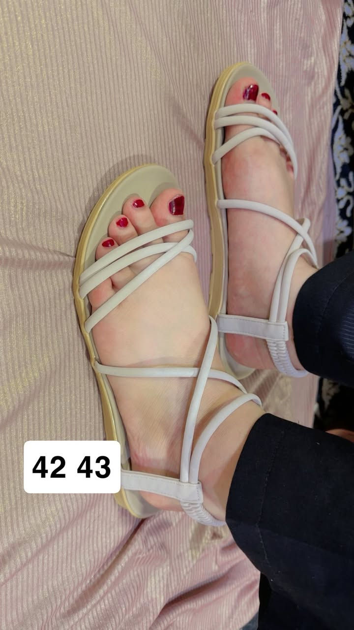 وصلتنه الاحذيه شي ان قياسات ع صور أسعار مناسبه ٨ و١٠ التوصيل ألفين بس بغداد وجميع المحافظات


**إذا كنت صاحب هذا الإعلان وتريد حذفه لأي سبب، رجاءا أرسل رسالة إلى الدعم الفني**