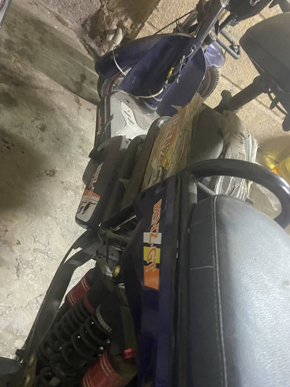 سلام عليكم دراجه شحن كامله مع الشاحنه شغال. عل فحص وبايسكل سعر ١٢٥  وبي مجال وبايسكل. ٦٠


**إذا كنت صاحب هذا الإعلان وتريد حذفه لأي سبب، رجاءا أرسل رسالة إلى الدعم الفني**