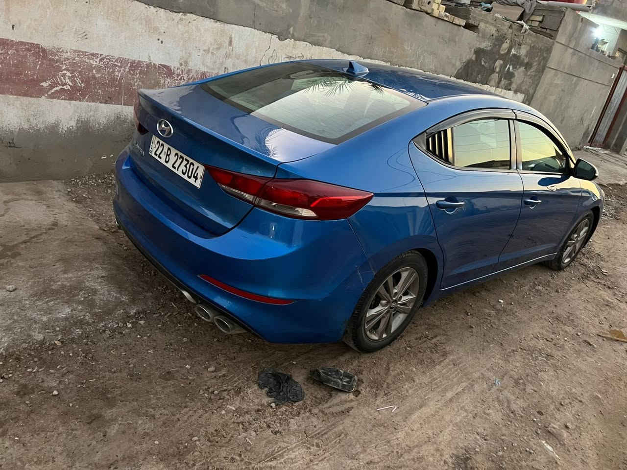 تحية طيبة 🖐🏻
الأنترة 2017 امريكي رقم اربيل بأسمنة 
مكينة 2000 كير At 
موصفات ✅شاشة + كامرة دوارة + تحكم ستيرن + اشاير بلمري + مانع انزلاق 
سعرهة 108 وبيهة مجال قليل 
حادثهة جاملغ وبنيد ‭
‭0772 513 4600‬ رقم راعيهة اني مكلف بلنشر
