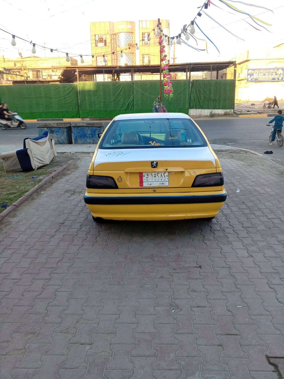 السلام عليكم بيجو بارص مديل 2014 
مكينه وكيرمكفولات تخم تاير صدر جديد
تبريد ثلج كهربائيات جديده سياره جاهزه
اب اسمي تحويل ثاني يوم  مكاني بغداد الكماليه
السعر 42 ورقه
رقمي ***********
