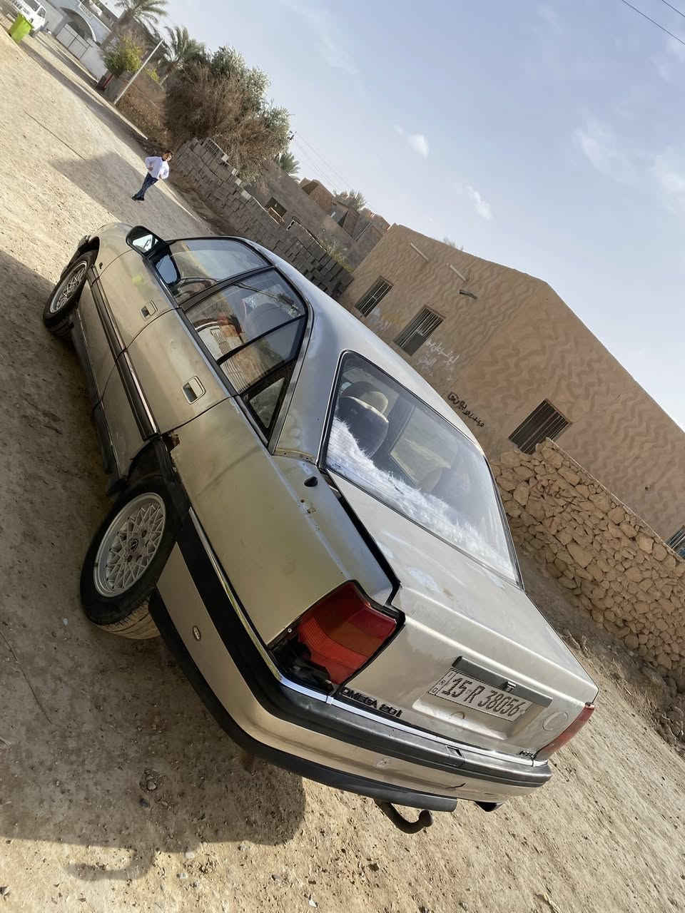 السلام عليكم مكلف بنشر للبيع فقط بدون مراوس اوميكا موديل 92 كير ومحرك مكفولات بشرط رقمي أنبار جديد شرط التحويل سعر 29 وبيه مجال الاتصال ‭٠٧٧٤ ٨٠٦ ٧٧٠٤‬
