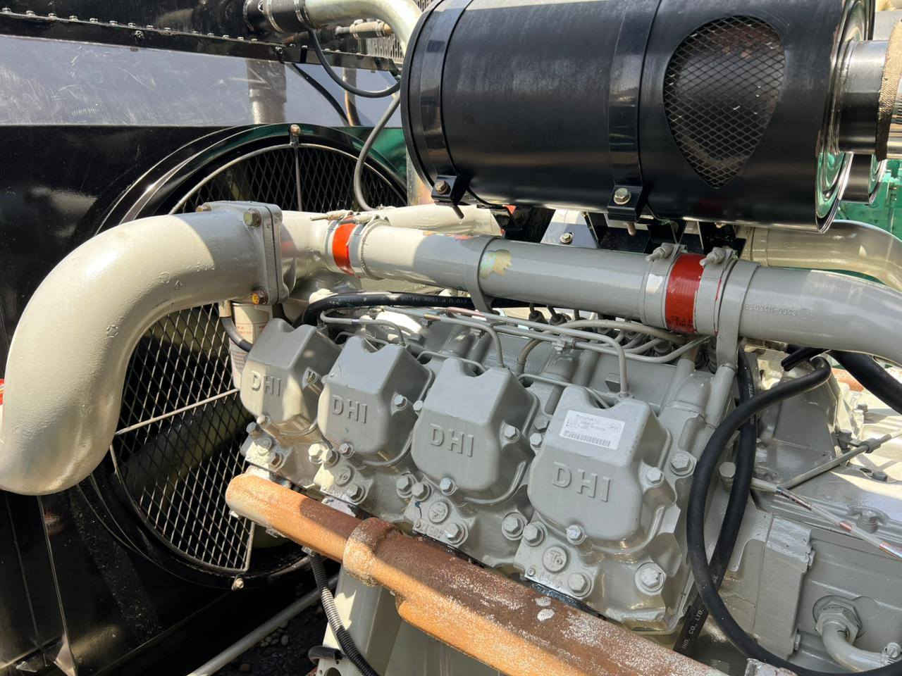 داێۆ( DHI ) ✅KVA400✅ پستب 8
☎️كورك فايبر واتس ***********
☎️اسياسيل***********
#بيركنز #فالفو #افيكو #كمينز #كمنز #مولدة #مولدات #دايو
