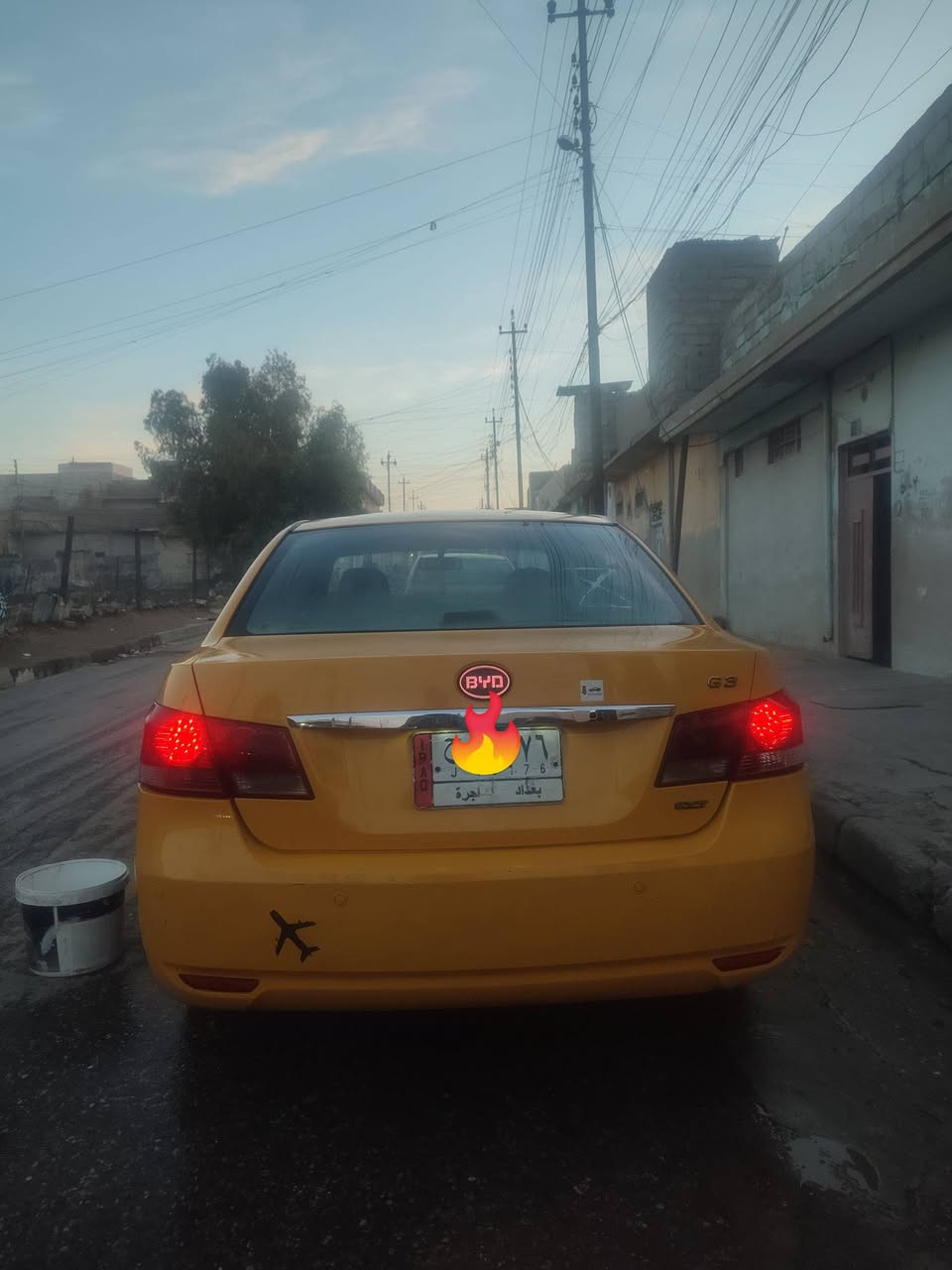 بي واي دي byd 2013. محوره كير محرك يارس اتوماتيك الماني مشروع وطني هزة جديده مطلوبه 250 هيئه غرامات ،صاحبها الشرعي موجود شرط التحويل ،كابون مامسجله شرط.   محرك الكورلا ع اطلاق بي تنقيص  . بيها طخه بالبدنه ، طالب عليها 53 بيها مجال. 
***********
***********
