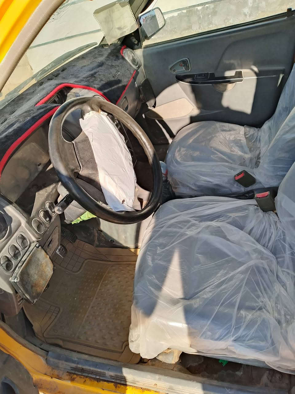 سلام عليكم سايبه موديل 12 مكينه وكير شرط تخم تيار سياره كشرها صافي مكينه جديد حداديه رقم وسط بسمي غرمات وهيىه على مشتري ماعرف شكد عليها سعر  13 وبيه مجال بسيط  سياره جاهز  كبل الشارع   مكاني بالديوانيه قضاء الدغار   ***********
