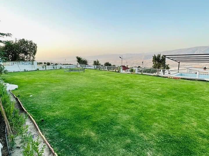 ‎🏘 مەزرەعە بۆ فرۆشتن 
‎لە شەقلاوە  - سپيگرە رووبەری ( 1250) مەتر  
‎پێكهاتووە لە  يەک ژووری نوستن و هۆڵ و مطبخ و ئاو و کارەبای خۆی هەيە شوێنێکی بەرز و خۆشی هەيە 
*********************** 
‎🏘 مزرعة للبيع في شقلاوه - سبيکرە مساحة (1250)م 
‎بيها 1 غرف نوم و صالة والمطبخ بيها ماء والكهربا
*******************

‎💰 بۆنرخ و زانیاری زیاتر پەیوەندیمان پێوە بکەن:‏
☎️ : *********** WhatsApp + Viber + Call
 _____________________________________
‎ئەزموونێكی پڕ لەمتمانە:: ‎✅ #_عەقارات_باغی_ئاژگە

‎ئەگەر هەرموڵکێکت خانوو_دووکان _مەزرەعە هەیەـــ بینێرە بۆ پەیجەکەمان ئێمەش بڵاوی ئەکەینەوە بە باشترین و جوانترین شێواز ریکلام بۆ مزرعە و ڤیلا بی بەرامبەر
