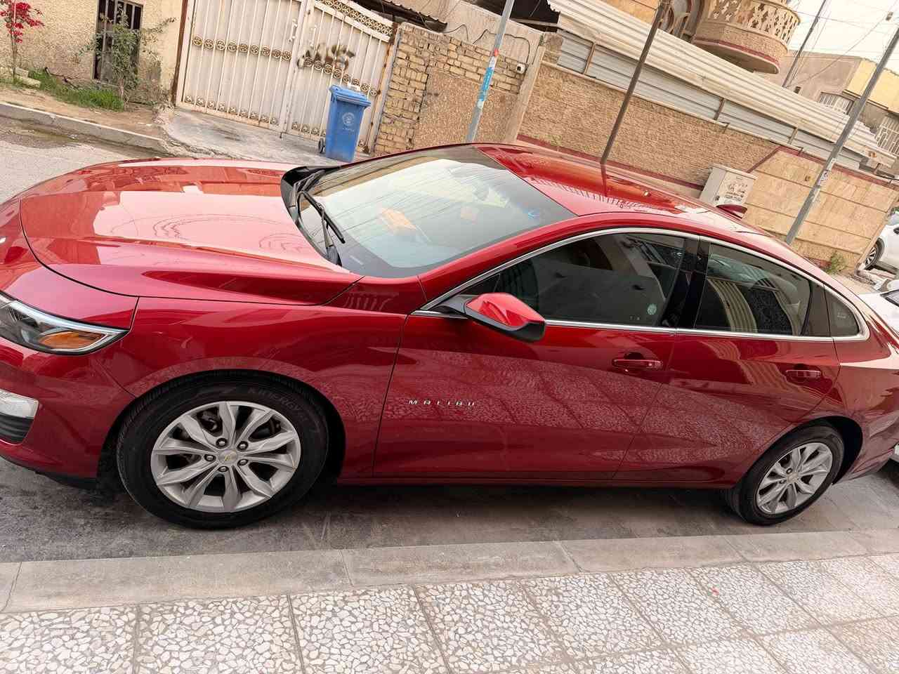 السلام عليكم للبيع فقط 
ماليبو 2024 LT نص فول رقم بغداد بسمي 
جديدا جداً تصليح درجة اولى صبغ 3 قطع 
ماشية 31 الف  صوره الحادث بالمنشور 
سعره 140$ مكانه بغداد زيونه 
***********
