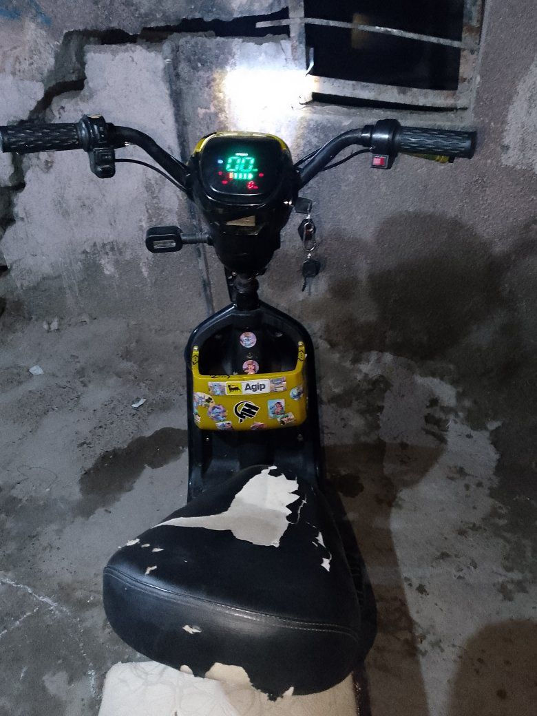 سلام عليكم هذا المطوره شحن للبيع السعر 150قفل مابي اي عيب رقم واتساب ***********
