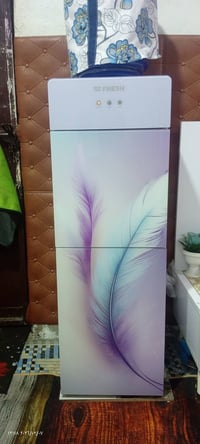 للبيع براد فريش جديد ما مستخدم هواي بس شهر لو شهرين حتى كارتونتة موجود...