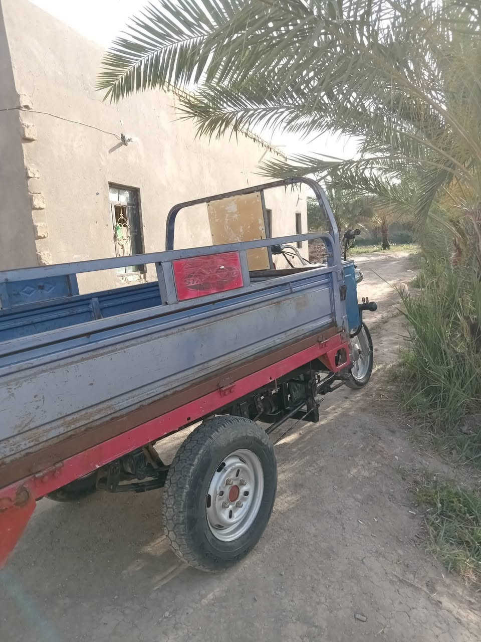 سلام عليكم ورحمة الله ستوته جمره مديل 20 محركه 23 ستوته ماعايزه اي شي اكسن بل كرتون كله جديد السعر 800 مكان الستوته سماوه ***********
