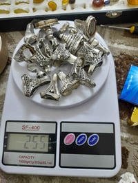 فضه كسر للبيع ابيع اعلى سعر ماعندي توصيل تجي للبيت تاخذهن العنوان بغدا...