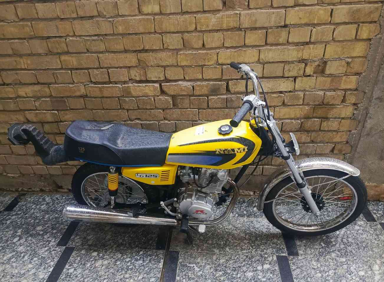 للبيع او مراوس نامه شلاامجه موديل 2026 قبل سبوع شديته دراجة كارتون  بل جيس كله اصلي مكاني بغداد ***********
