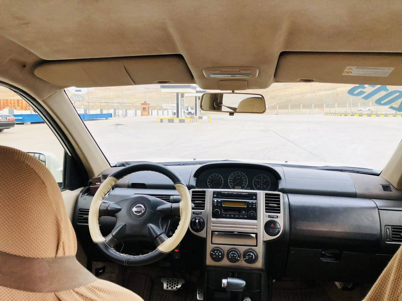 نیسان ئێکستڕاڵ مۆدێل٢٠١٣ بێ دەعم وقرچ.ئەوەی لەڕەسمەکەیا دیاریم کردووە بۆیاخە.کە دەرگای سەکن ژێر ئاوێنەکەیە.دو چەمەڵەغی پێشەوەی کەماددەی فایبەرگڵاسە پەمپە بێ دەعم ماباقی بەشەرتی فەحس.تەبرید ساردوگەرم ئیش ئەکات.گێڕ ئۆتۆماتیک مەکینە٢.٥.سەنەوی وژینگەو ڕێگاوبانی تازەیە.وەکالەی بەناوی خۆمەوەیە.تاقمێک تایەم تازە بۆ کڕیوە.نرخی٩٤گەڵاو مامەڵە.گۆڕینەوەش ئەکەم بەسەیارەیەک بەدڵم بێت.لەسلێمانیم/***********/*********** السليمانية, العراق
