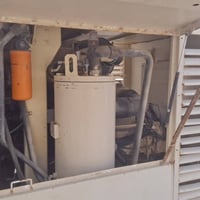 ظاغطه كمبريسر ٩٠٠السعر ٧٥ ورقه الهاتف 07815962620