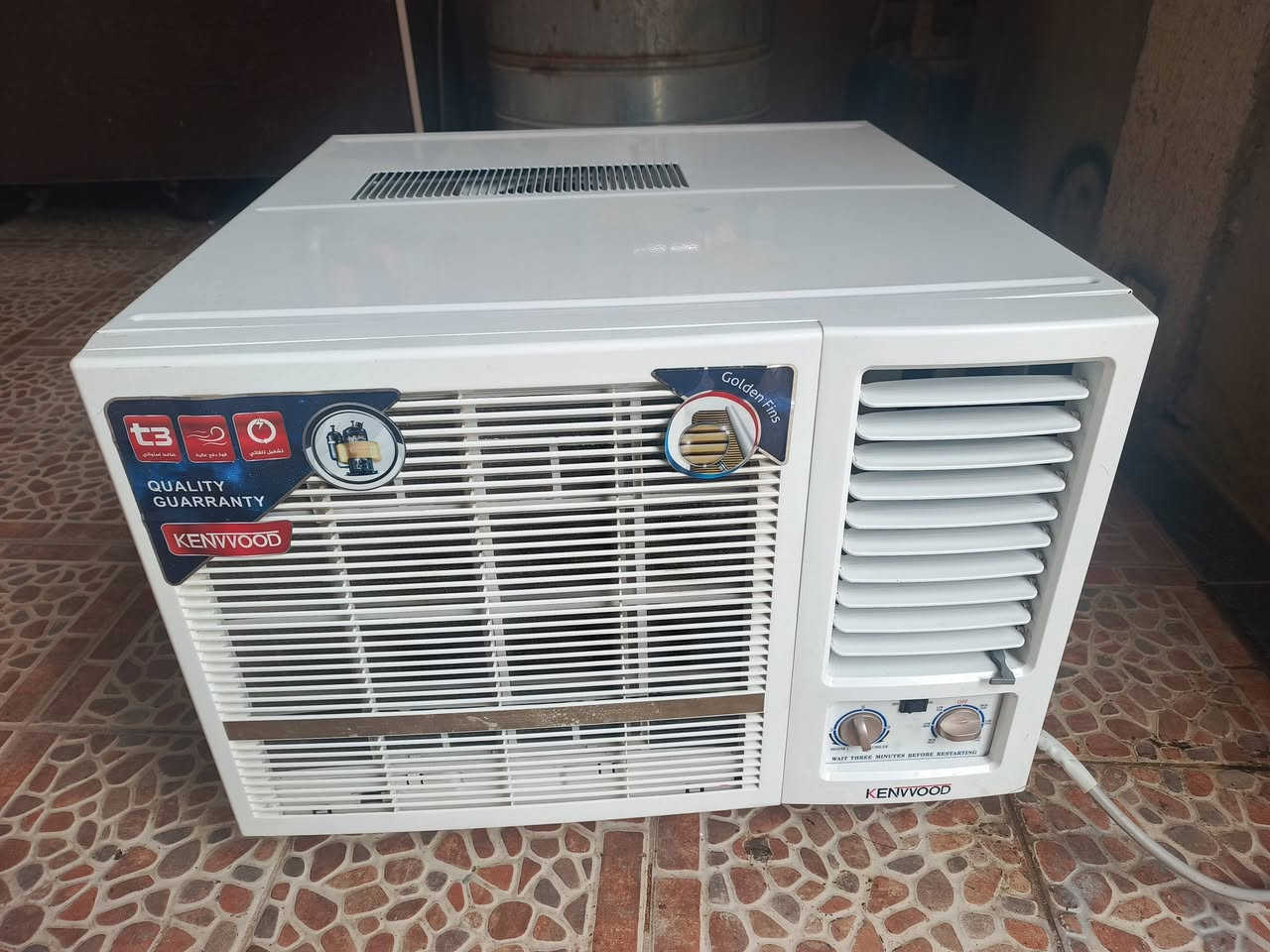 سبلت انفيرتر طن مع مكيف للبيع شرط وظع شركه تدفئه تبريد وشرط عل تشغيل للتواصلل ***********
