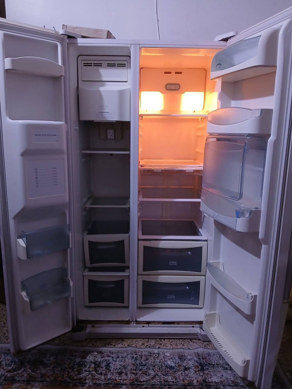 هذه الثلاجه مااعرف شنو عطله تبريده ضعيف المجمده فول تجميد سعره ١٢٥ مكاني بغداد الغزاليه ***********
