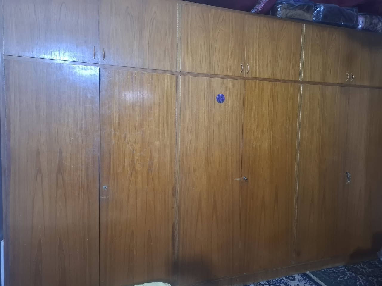 جرباية ام النفر السعر ٥٠الف  عدد ٥
ثلاجة الحافظ حجم كبير ٣٥٠
مجمده حجم صغير ٣٠٠
كنتور بابين السعر ١٠٠ الف
كنتور ٦ ابواب ملحق صاج ٣٠٠
مبردة برفاب سعر ٥٠ 
***********
