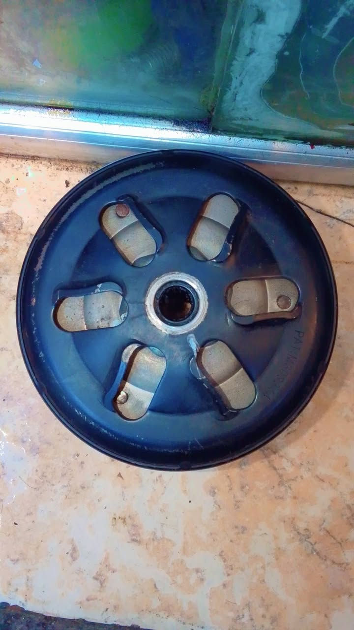 السلام عليكم شباب كلجات رياضي شرط مال حاوية واصلي وابيع عل شغل موجود ماكس وسكنس وعندي هذن كابريترات  وحده 32وحده 38  شتريد غراض تعال خاص وتدلل توصيل موجود مكاني بغداد ***********واتساب
