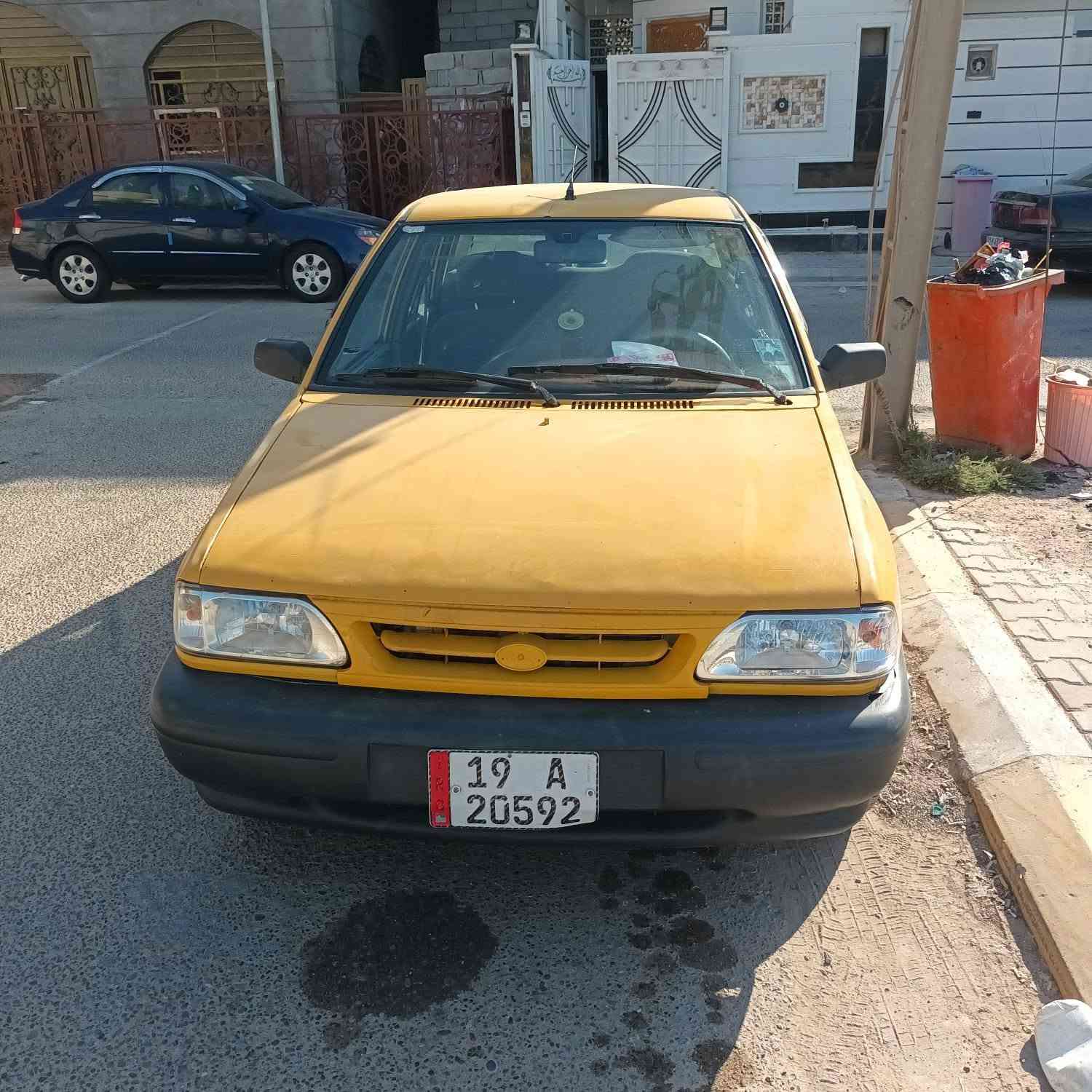 السلام عليكم سايبا موديل 15 رقم انكليزي كربلاء مصفره هيئه و غرامات مكفوله من ضربه كير محرك حداديه تخم تاير بل باكيت سياره نضيفه بسمي تحويل ثاني يوم سعر 32 و بيه مجال بسيط العنوان كربلاء حي الحر  رقم الهاتف ***********
