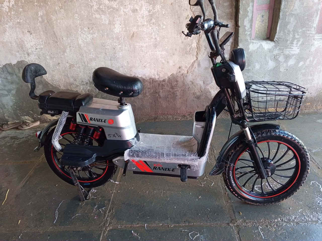 دراجه حجم 20 
سويج2 + بصمه 2
مستعمله 7اشهر 
كلشي شغال بيها 
مبدبل بيها فقط تاير+برك خلفي 
سعرها 325 وبيها مجال


**إذا كنت صاحب هذا الإعلان وتريد حذفه لأي سبب، رجاءا أرسل رسالة إلى الدعم الفني**