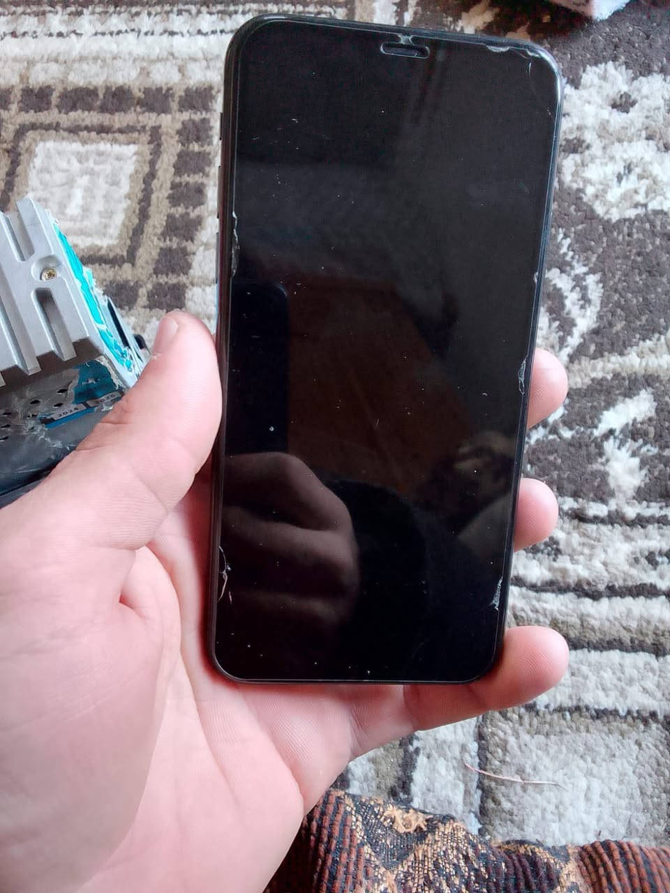 ‏سلام عليكم عندي iPhone X للبيع 150 وبي مجال*********** ‏
