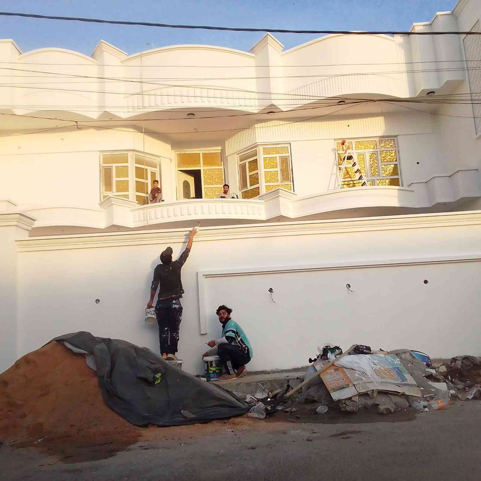 السلام عليكم كادر لبخ واجهات سقل طلس اجراره مرمر كادر كامل من الانبار ***********
