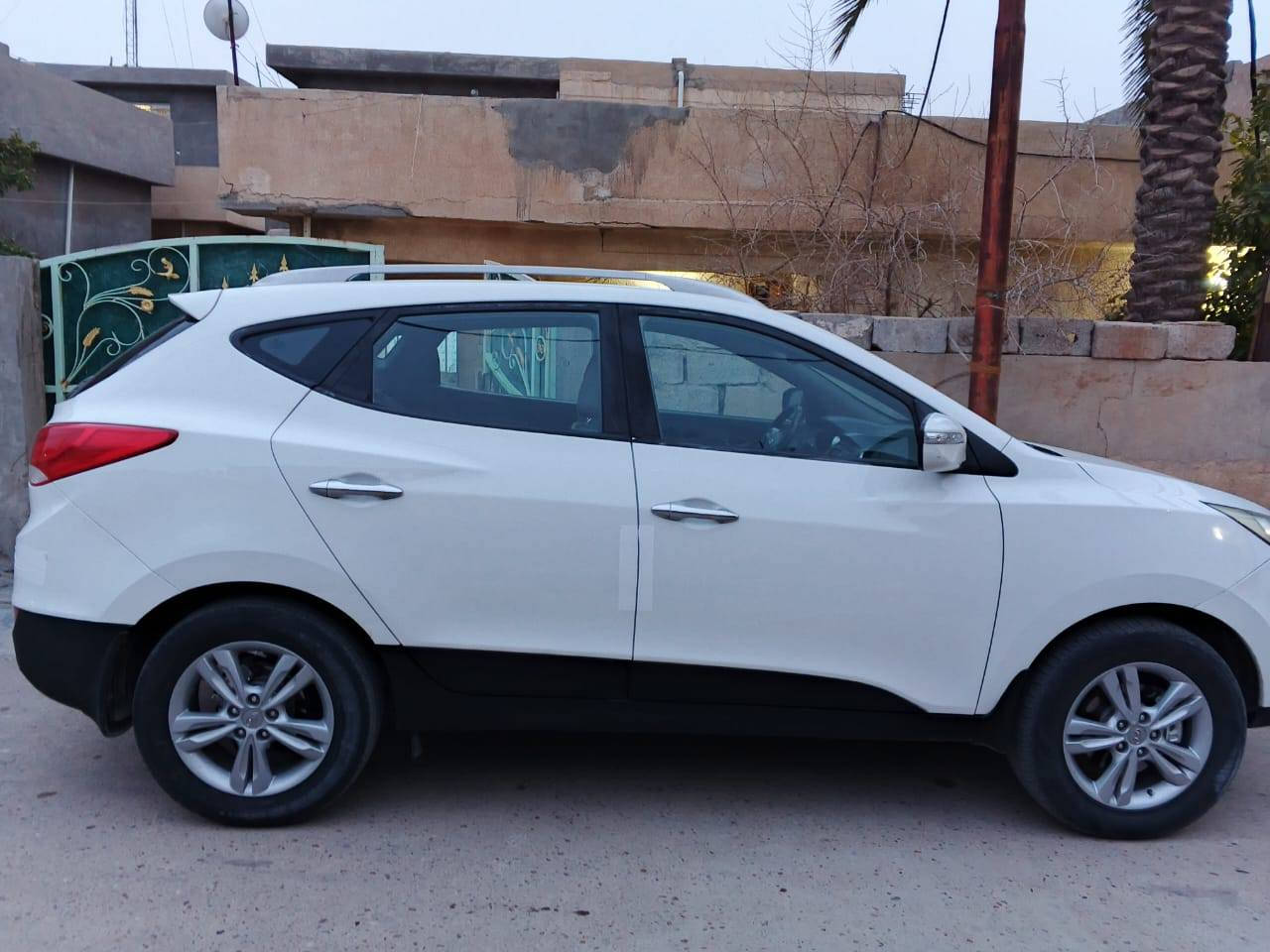 توسان ٢٠١٤ خليجيه
مكينه وكير مكفولات
ماشيه ١٣٧ 
السعر ١٤٣


**إذا كنت صاحب هذا الإعلان وتريد حذفه لأي سبب، رجاءا أرسل رسالة إلى الدعم الفني**