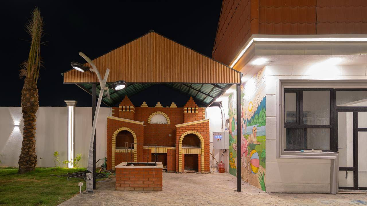 مزرعة رقم 4 في منطقة البوعيثة موثقة بتطبيق أجرلي شركة المصطفى للمسابح

الاثنين / صباحي مسائي
الثلاثاء صباحي مسائي
الاربعاء صباحي مسائي
الخميس صباحي مسائي
الجمعة/ صباحي مسائي
للحجز واتساب/ ***********
