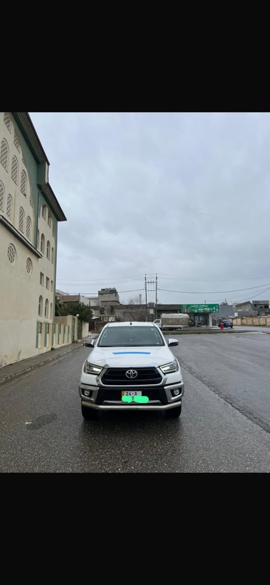تويوتا هايلوكس 2022 شركه جيهان بدون دعم و سبخ و تعديل وضع شريكه 74kmماشيه حقيقي فول موصفات فور ويل و توماتيك رقم و سنوي جديد شرط تحويل سعر 315$ مجال مكان زاخو 
واتساب ***********
