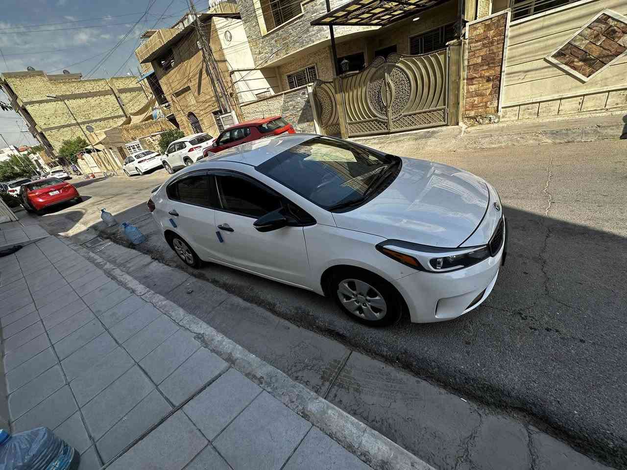 أسلام وعليكم  فورتي 2018
ماشيه 84 الف
محرك 2000 دوش  
كير AT 
رقم  اربيل  شرط  التحويل 
هزه جديده سنويه جديده 
قطعتين صبغ فقط جاملغات خلفيه بدون داوخل   صور  السونار  مرفقة بالمنشور 
120$ وييهاا مجال بصيط 
بغداد /  الاعضميه 
***********
