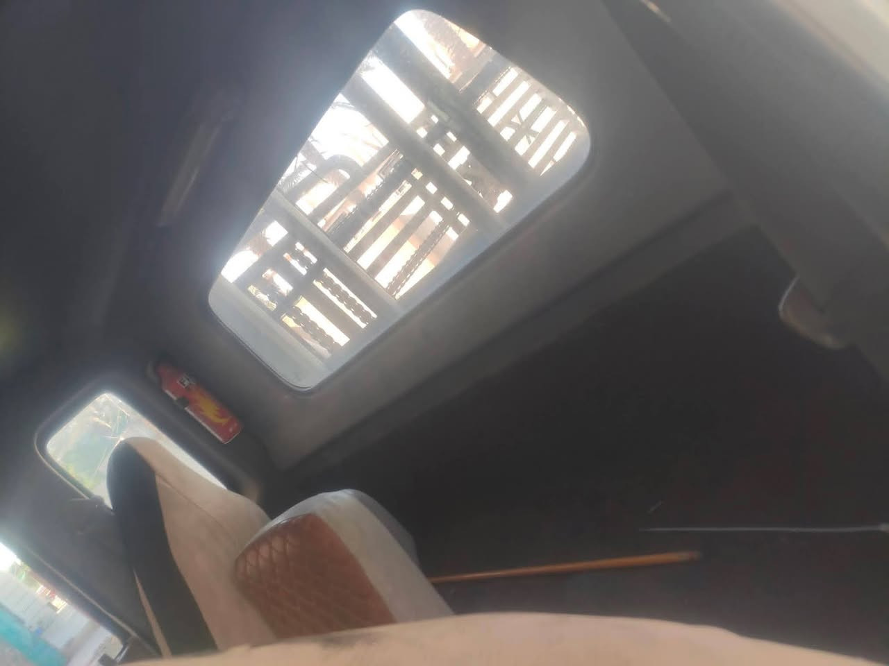 كيا فونتيره ٢٠٠٠
كير محرك شاصي رقم شاصي أكسل تايرات سلف باتري كله جديد و مكفول كهربائيات كامله مابيها صبغ 
سياره نضيفه 
البدي مالتها بس الحصيره جوه بيها خياس قليل 
تحويل مباشر بأسمي رقم بغداد 
سعر ٦٠


**إذا كنت صاحب هذا الإعلان وتريد حذفه لأي سبب، رجاءا أرسل رسالة إلى الدعم الفني**