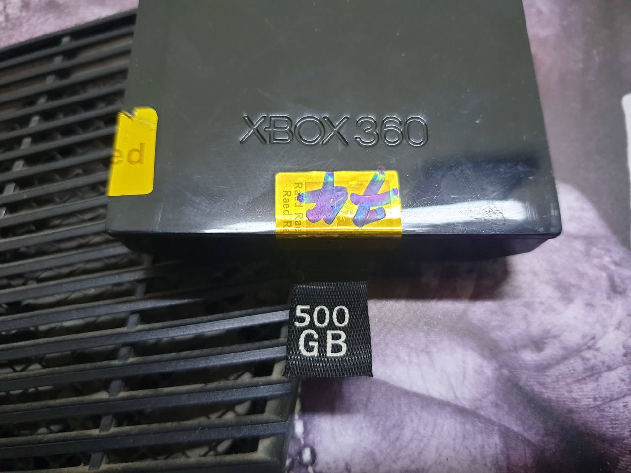 السلام عليكم
جهاز اكس بوكس 360 للبيع مع كامل ملحقاته 
هارد 500 GB جويستك واير 
68 لعبه اقوه الالعاب 
العنوان بغداد 
للإستفسار 
***********

